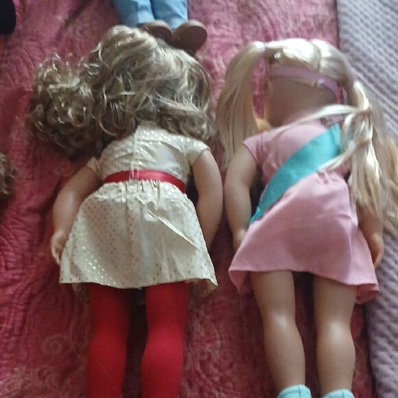 Delightful Doll Set with Red and Pink Outfits - Picture 6 of 6